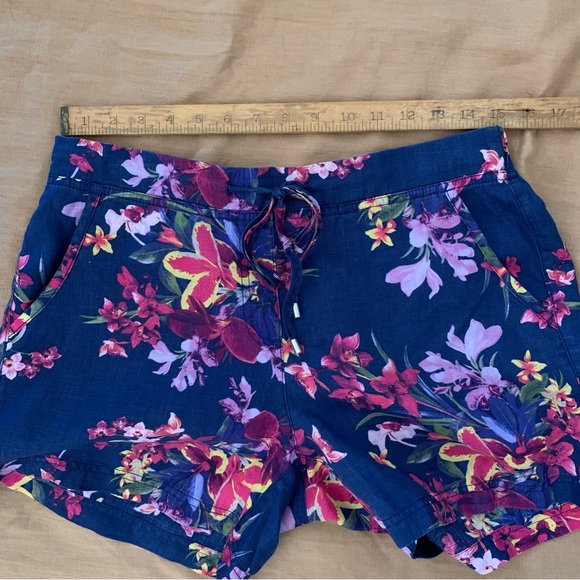 Tommy Bahama Floral Linen Shorts - Picture 7 of 10